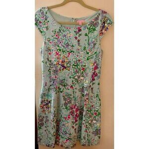 Lilly Pulitzer Floral Cap Sleeve Size M, Lovely preowned excellent condition